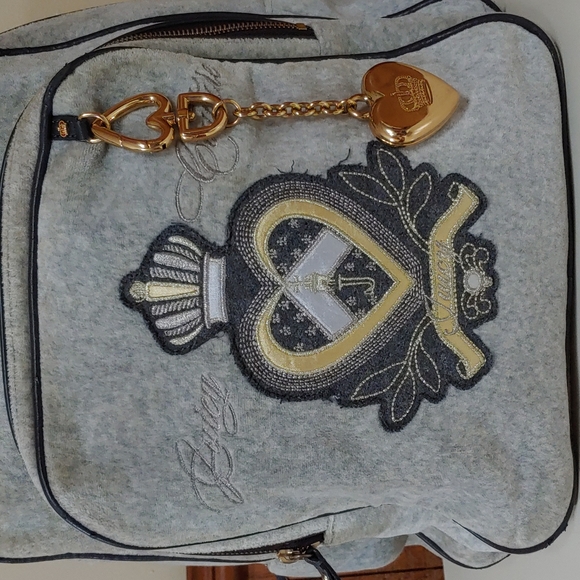 Juicy Couture y2k Vintage Velour Backpack Bag - Picture 3 of 17